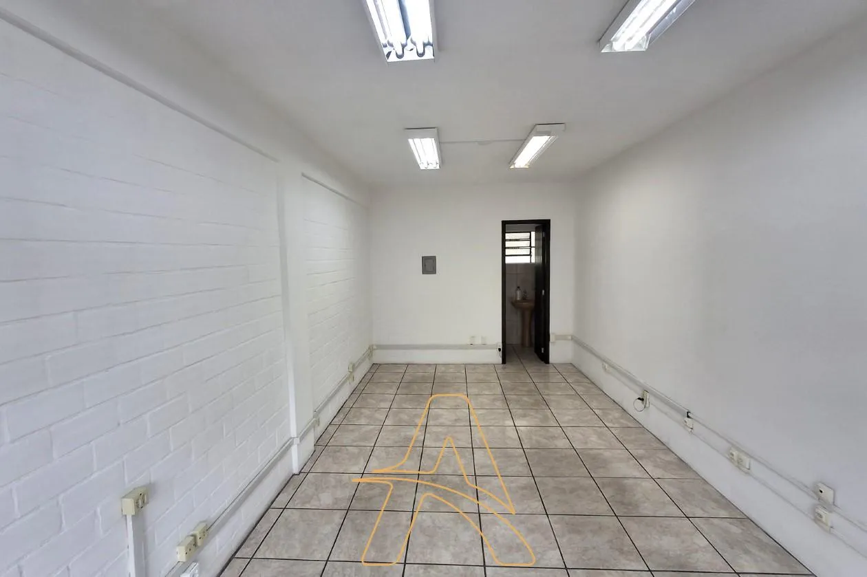 Sala Comercial com 30m no Bairro Água Verde — foto 5