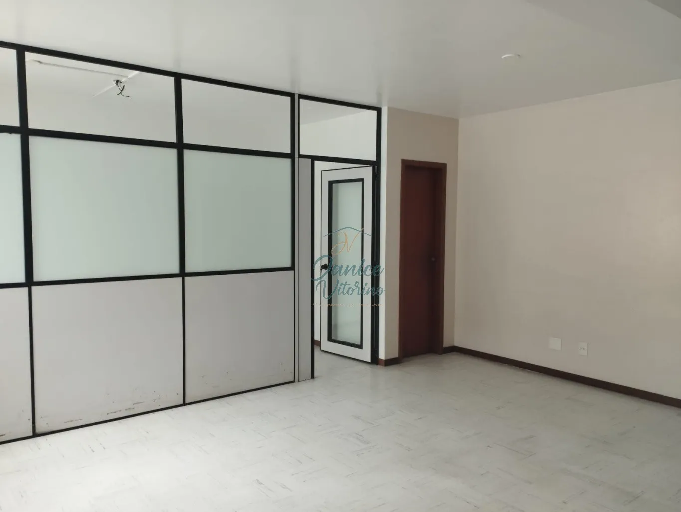 SALA COMERCIAL - CENTRO - COM GARAGEM — foto 7
