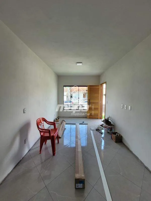 Casa nova, com ótimo espaço de terreno — foto 4
