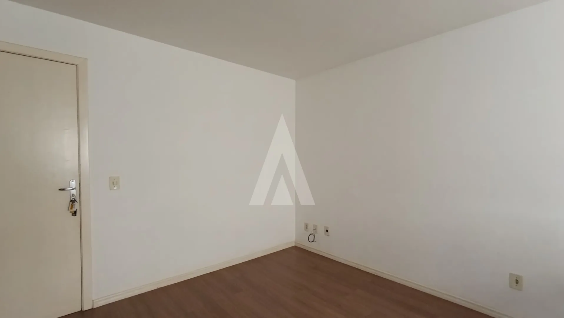 Apartamento localizado no bairro Jarivatuba, com 2 quartos e 1 vaga de garagem. — foto 3