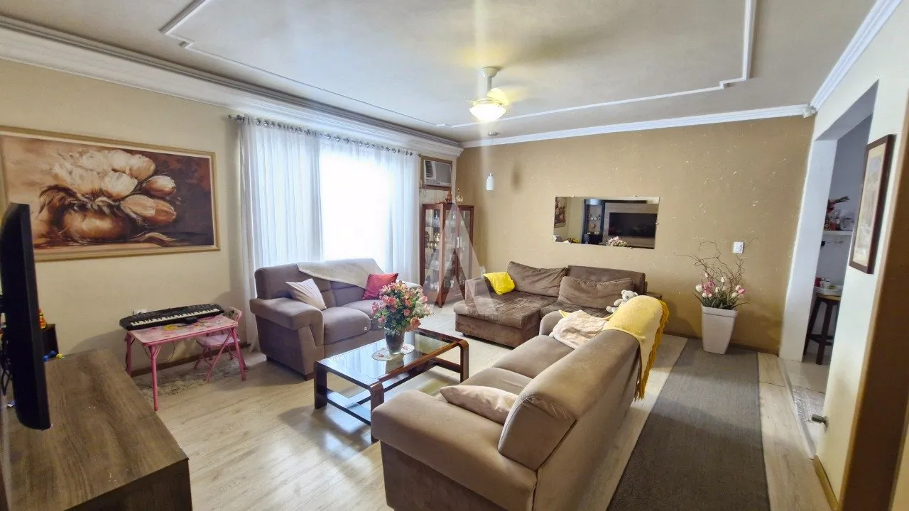 Casa com 4 quartos à venda no bairro Anita Garibaldi em Joinville-SC por R$750.000,00. — foto 2