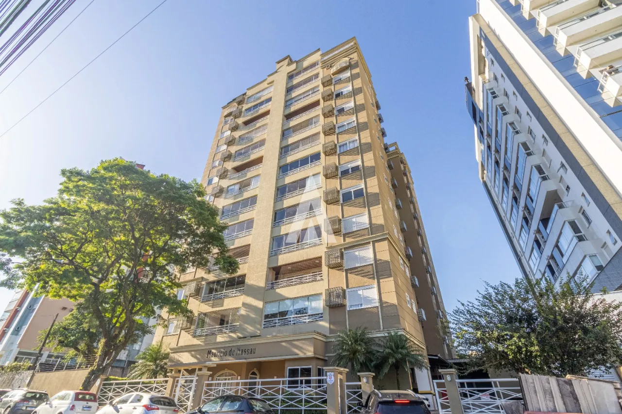 Apartamento com 1 suíte e 3 quartos à venda no bairro Anita Garibadi em Joinville-SC por R$ 1.200.000,00 - foto 1