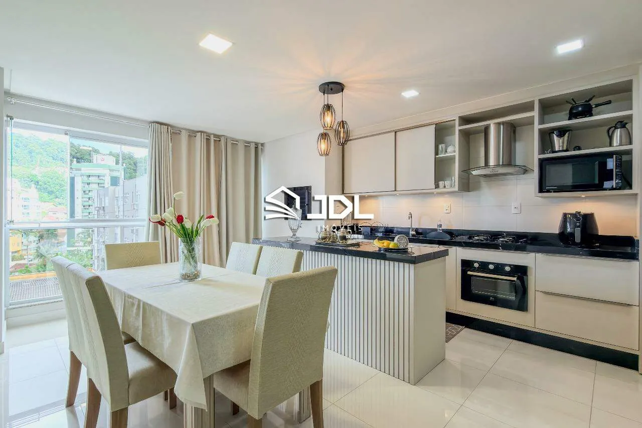 Apartamento totalmente mobiliado à venda no Bairro Vila Nova em Blumenau - 2 dormitórios, suíte e lazer completo - foto 1