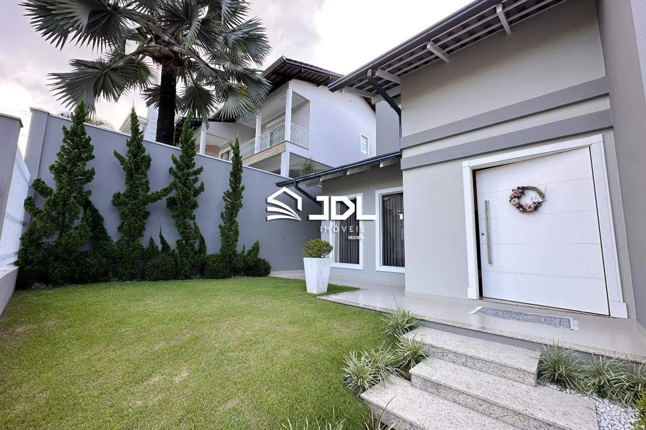 Casa · à venda · 3 quartos · 270m² · Itoupava Norte, Blumenau