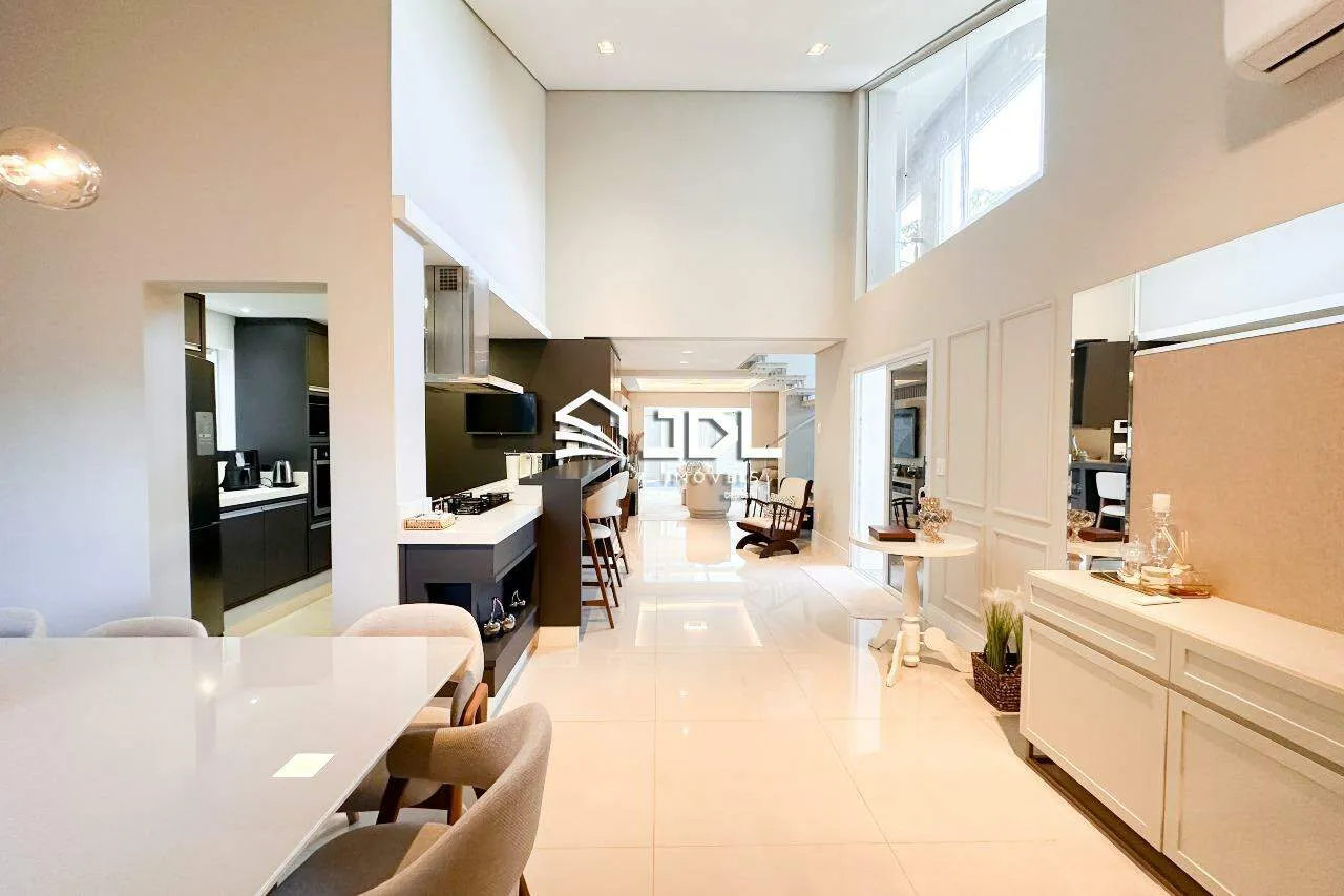 Casa · à venda · 3 quartos · 270m² · Itoupava Norte, Blumenau