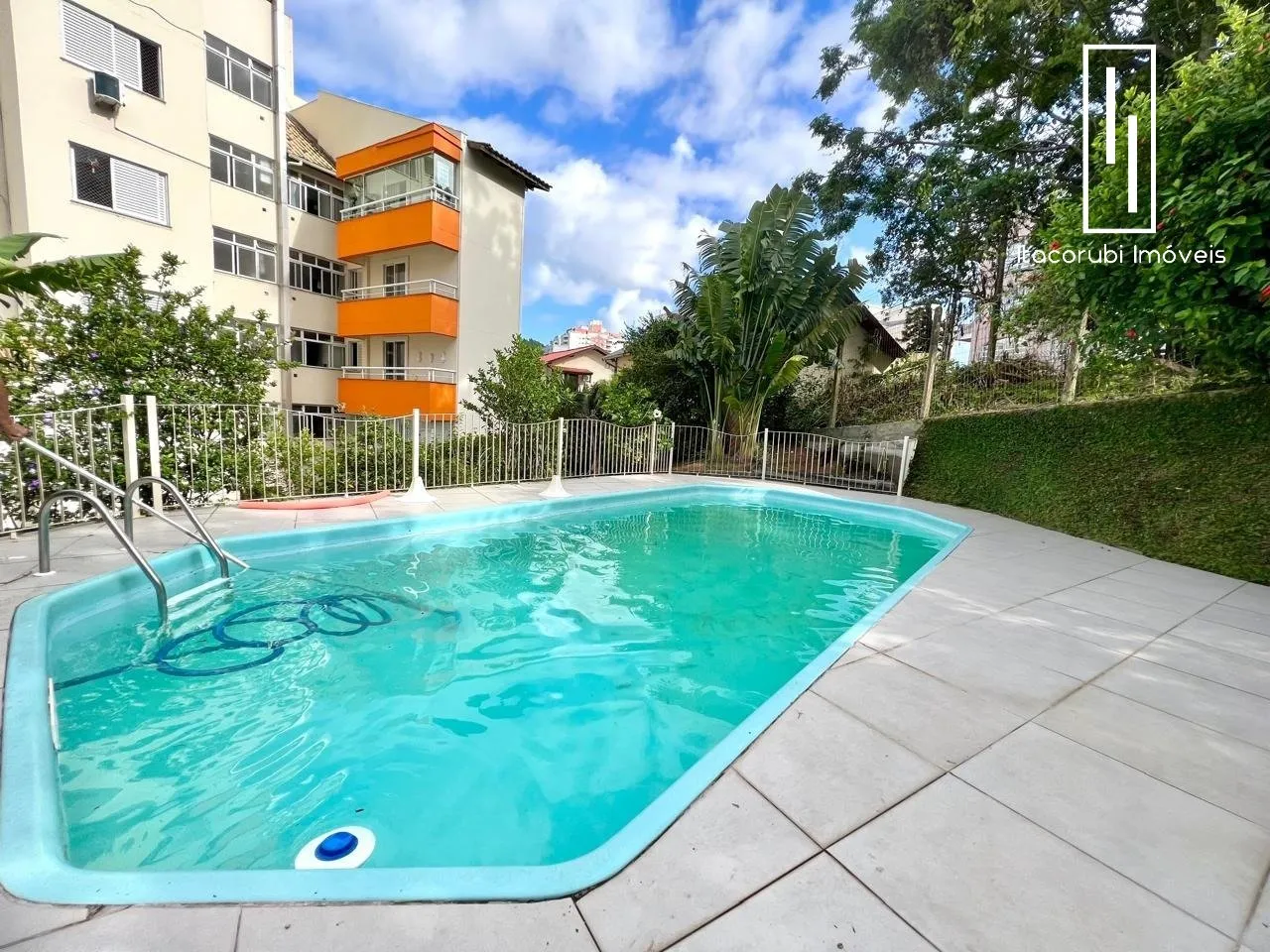 Apartamento para alugar com 3 quartos e 1 suíte, 1 vaga, 90m² no Pantanal, Florianópolis - foto 1