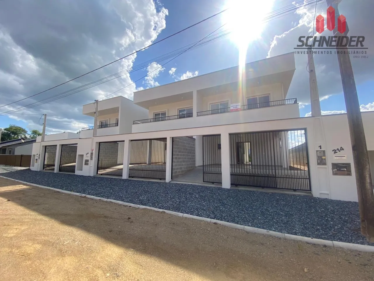 Casa com 3 dormitórios para alugar no bairro Vila Germer em Timbó/SC - foto 1