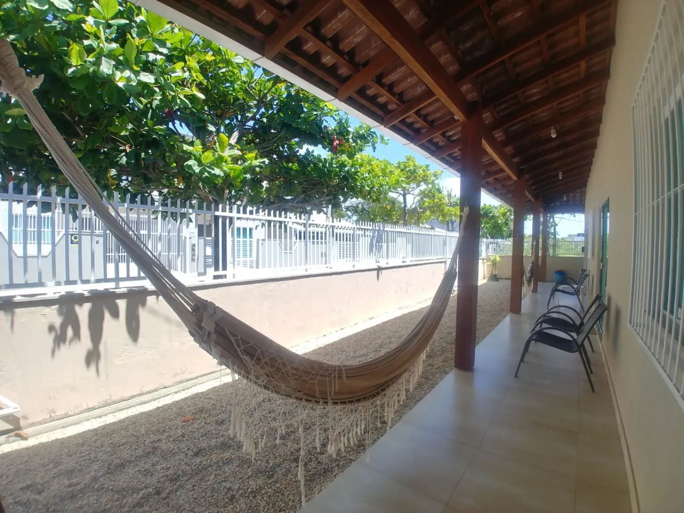 ÓTIMA RESIDÊNCIA A 500 METROS DO MAR EM BARRA VELHA — foto 2