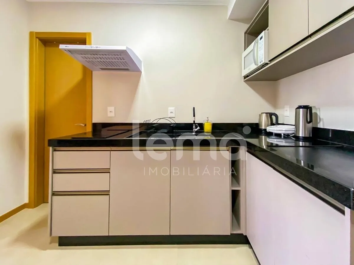 Apartamento mobiliado e equipado com 1 dormitório no Residencial Unique, em Blumenau. — foto 5