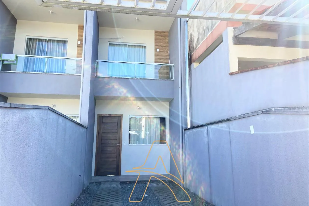 Sobrado á Venda com 2 Dormitórios no Bairro Itoupavazinha — foto 3