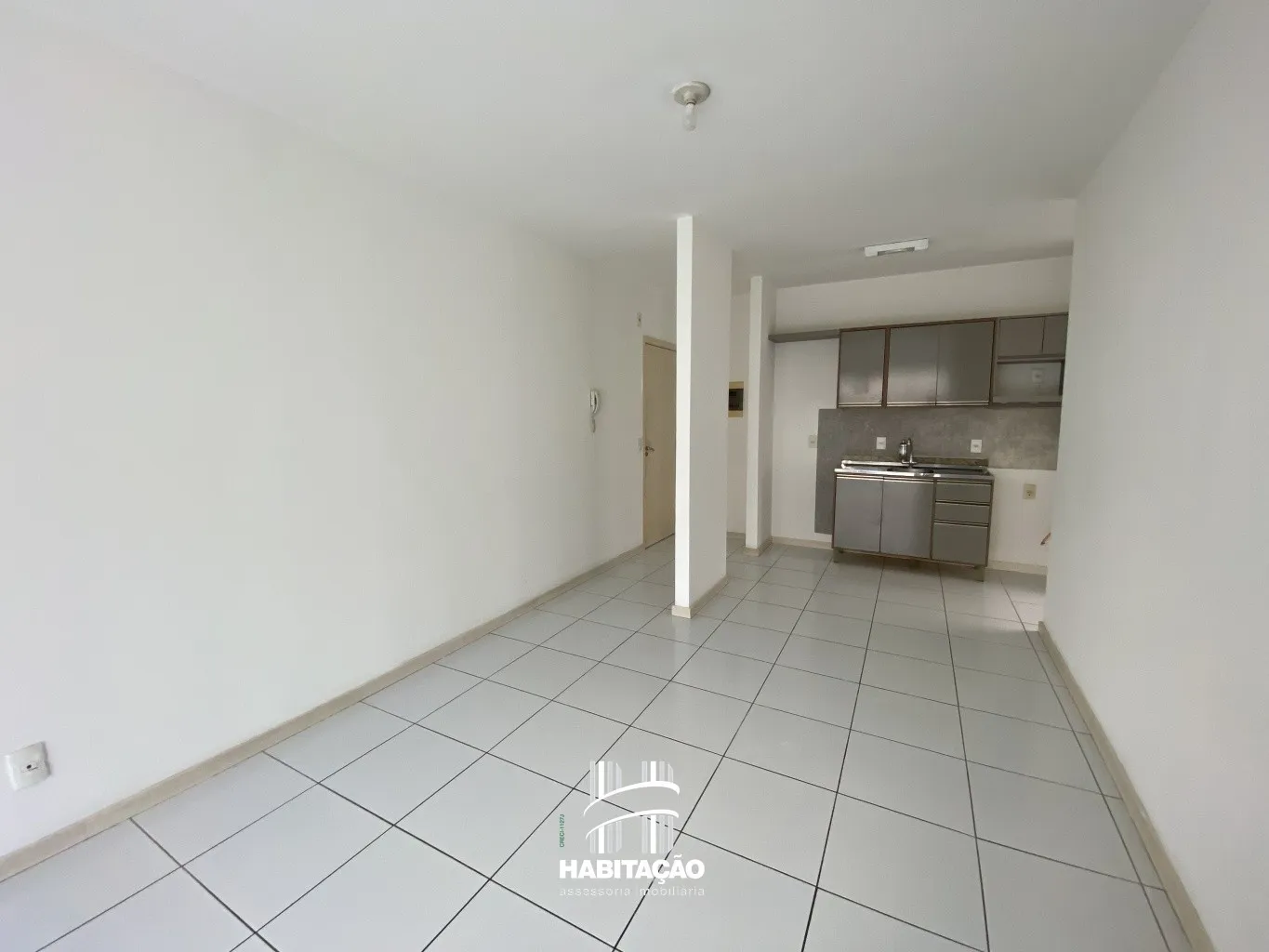 Apartamento Semimobiliado 03 Dorm Fortaleza — foto 3