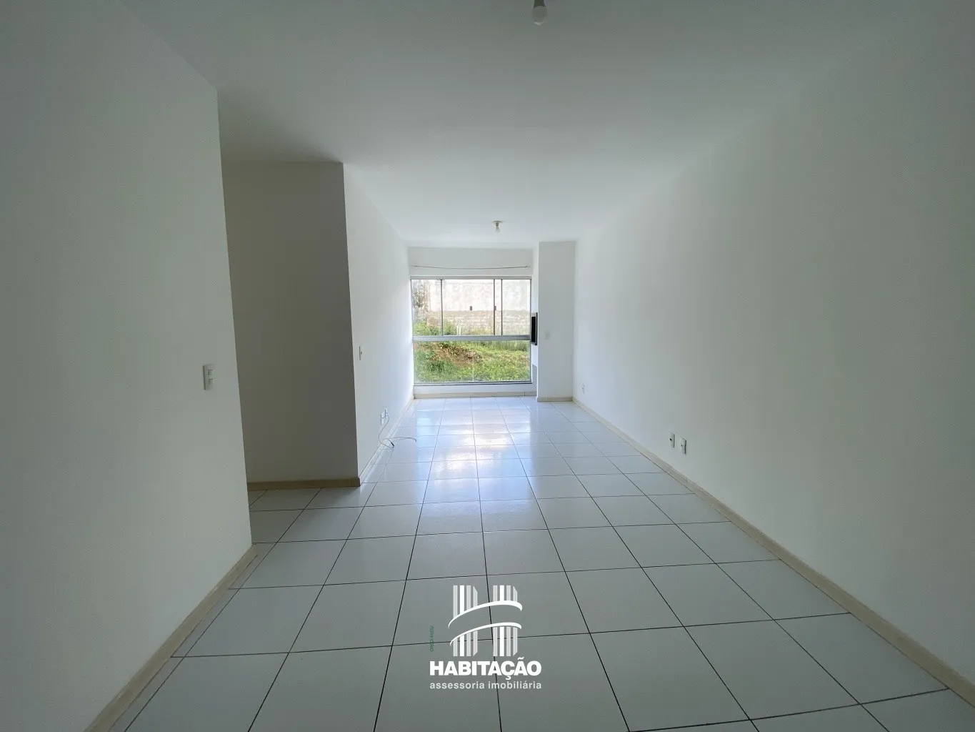 Apartamento Semimobiliado 03 Dorm Fortaleza — foto 2