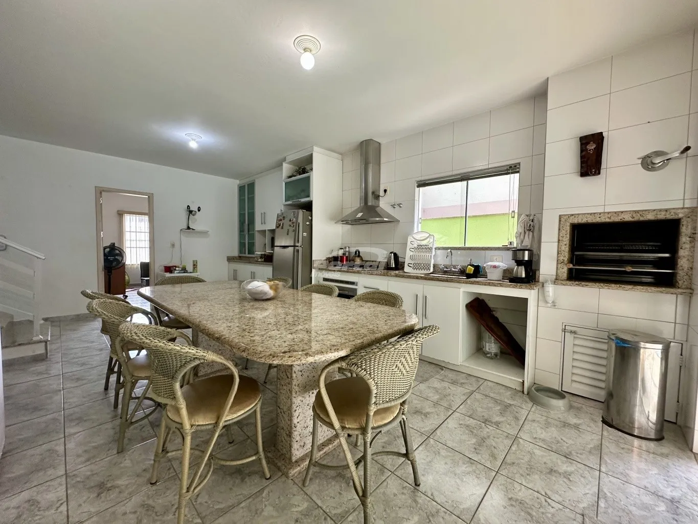 Casa com piscina disponível para locação no Centro de Balneário Piçarras. (Cód. 22713) — foto 5