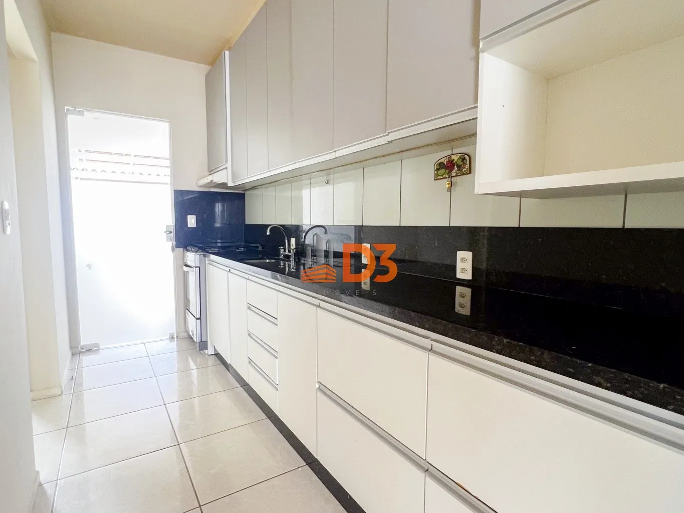 Casa geminada com 3 dormitórios e suíte no bairro Fidélis — foto 2