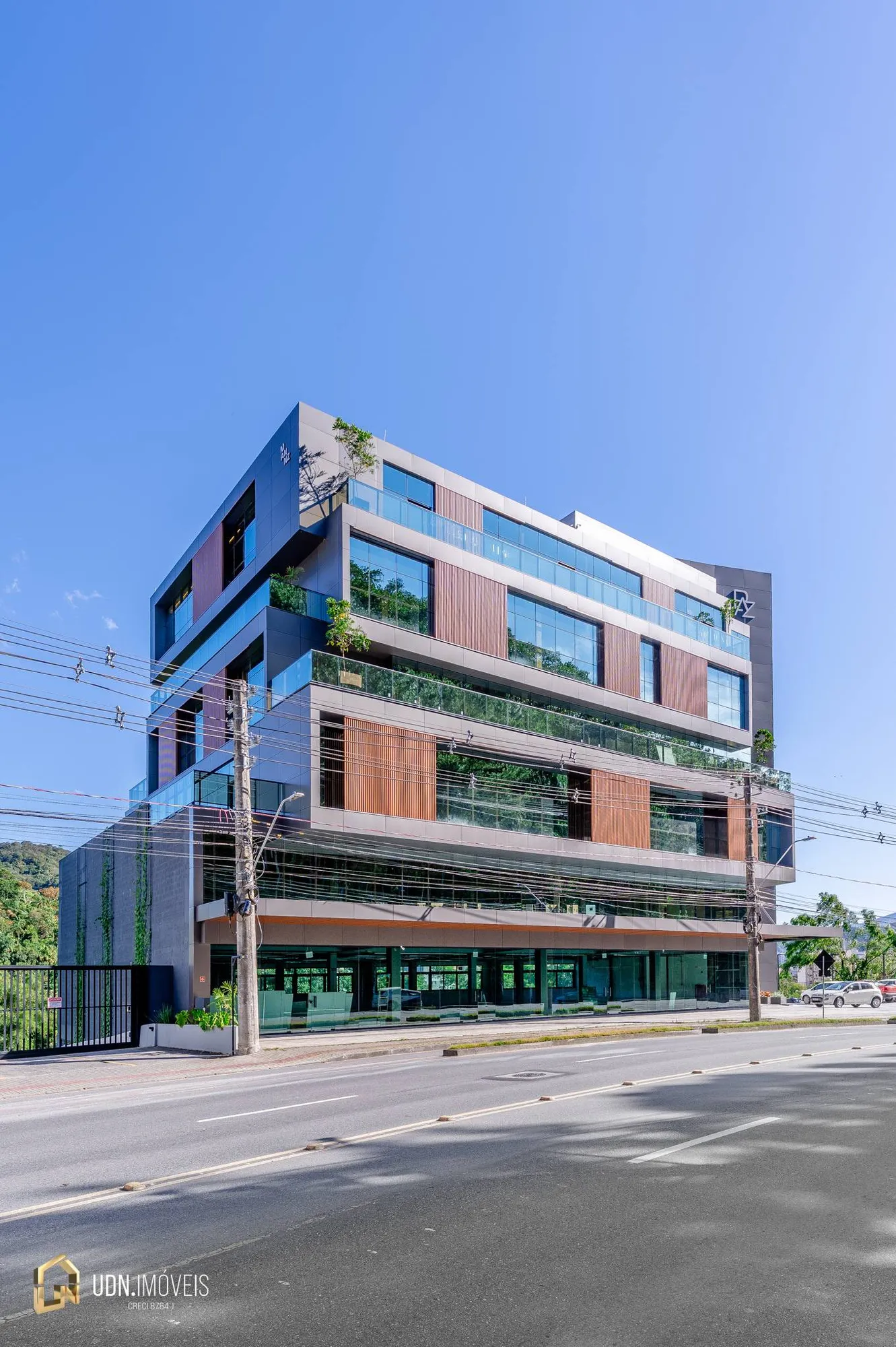 Sala Comercial para Locação em Área Nobre - Blumenau/SC - foto 1