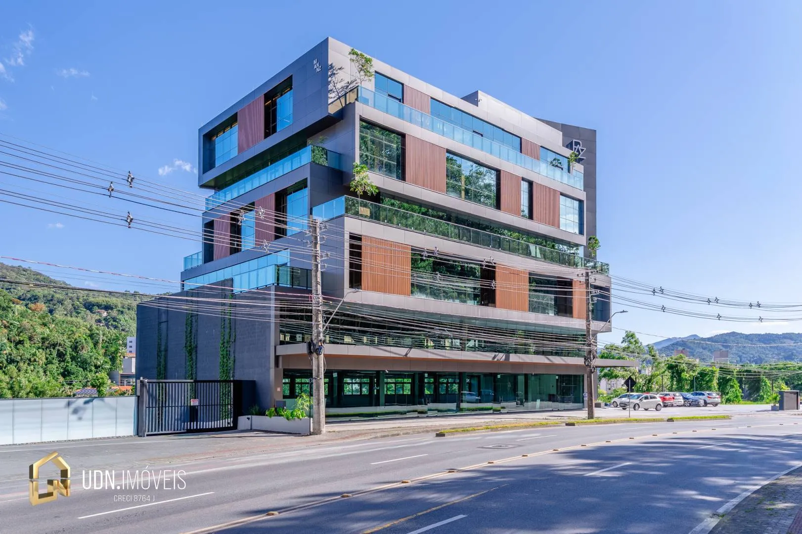 Sala Comercial para Locação em Área Nobre - Blumenau/SC — foto 3