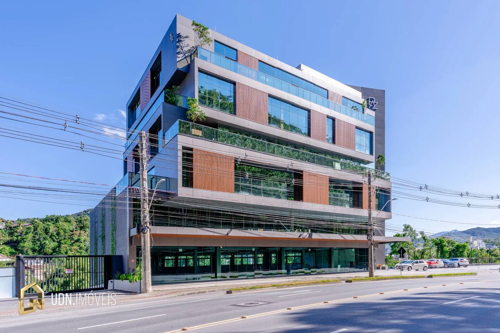 Sala Comercial para Locação em Área Nobre - Blumenau/SC - foto 1