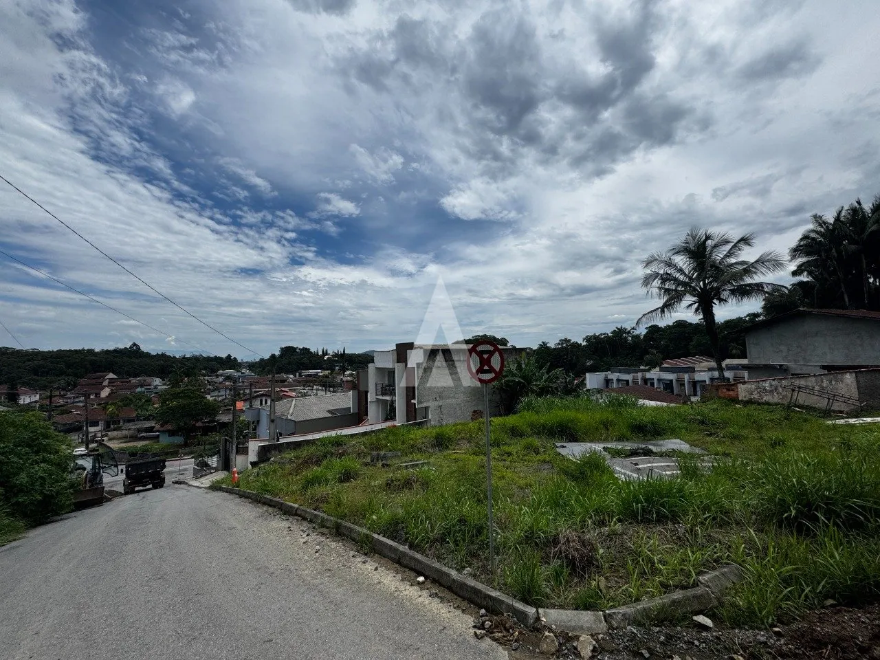 Terreno de Esquina à Venda no Bairro Santa Catarina por R$450.000,00 - Joinville/SC — foto 7