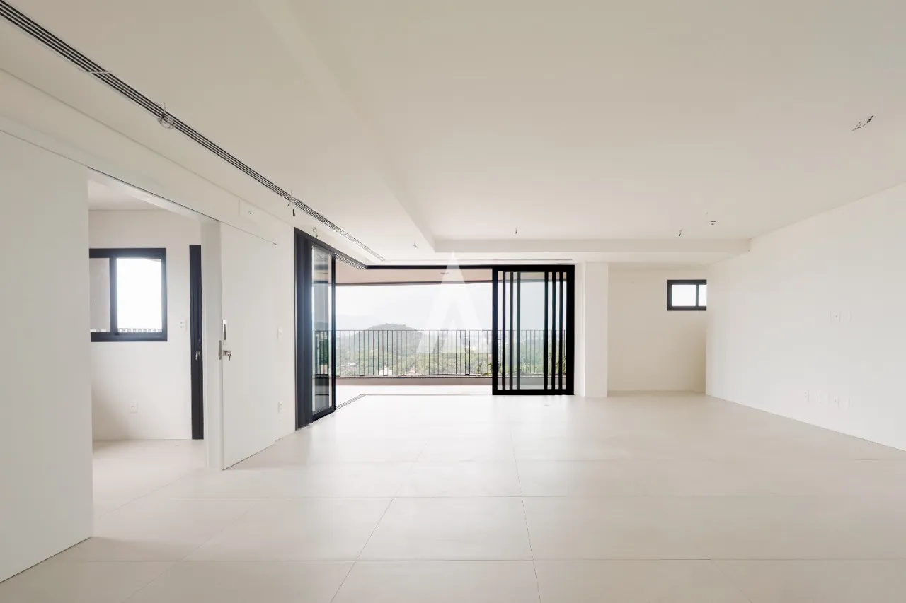Apartamento com 3 suítes à venda no bairro Atiradores em Joinville-SC por R$4.000.000,00. — foto 2