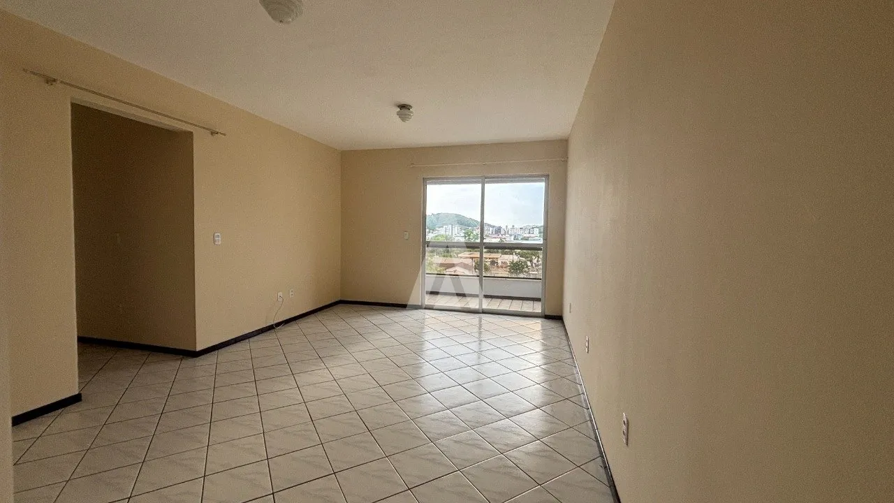 Apartamento em Saguaçu — foto 2