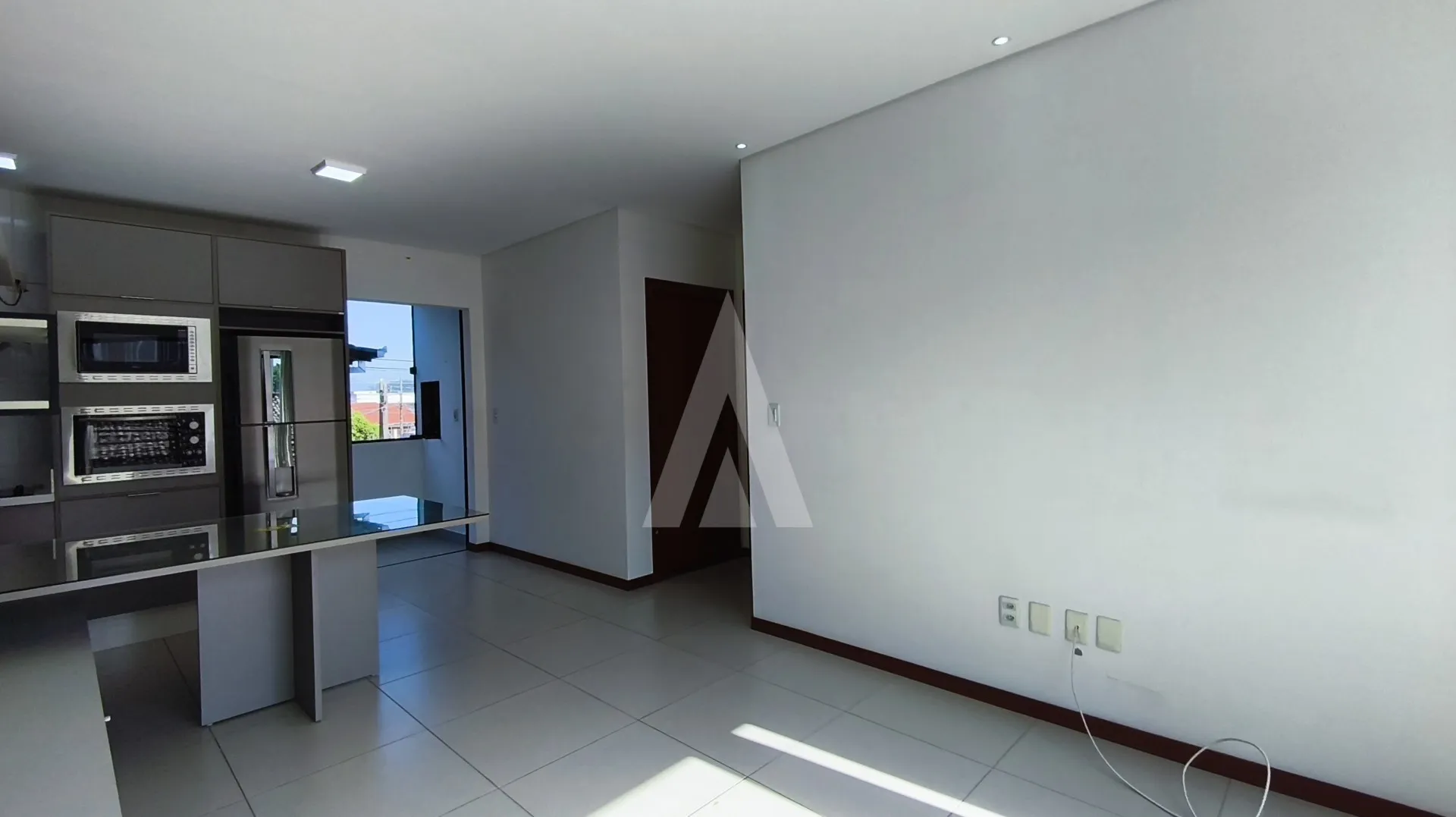 Apartamento no Boa Vista com 2 quartos, cozinha com armários e eletrodomésticos e 1 vaga de garagem coberta. — foto 2