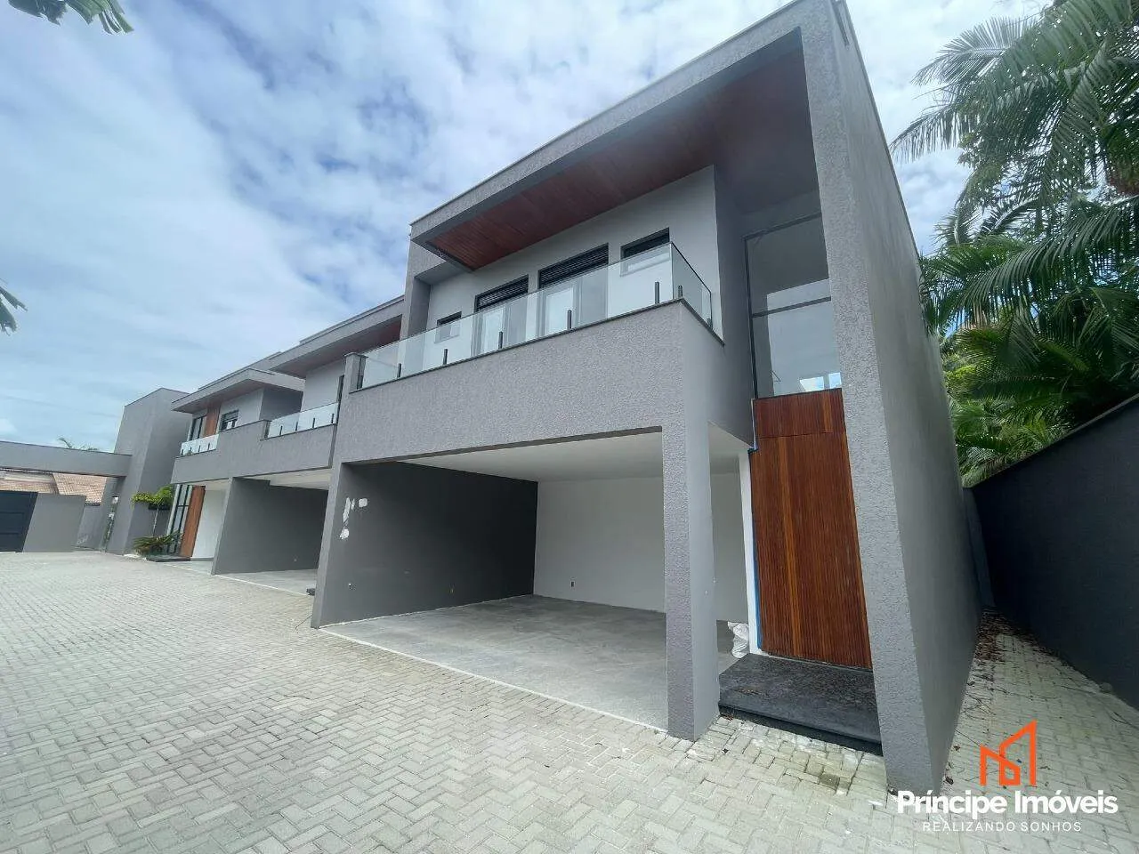 Casa em Condomínio com 3 quartos no América em Joinville - foto 1