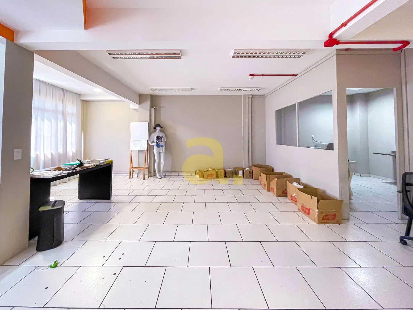 Sala comercial para locação | Água Verde, Blumenau — foto 2