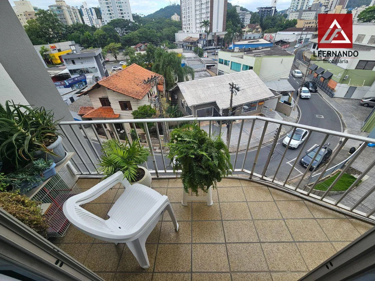 Apartamento com 2 dormitórios, sendo 1 suíte à venda, 80 m por R$ 530.000 - Petrópolis - Blumenau/SC — foto 2