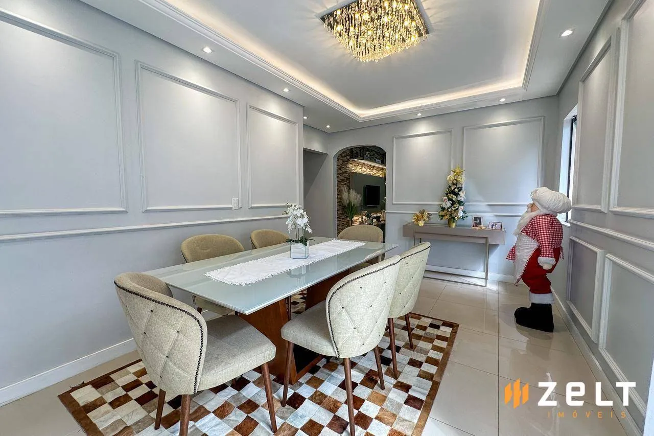 Casa com 4 dormitórios para alugar, 290 m por R$ 7.500/mês - Salto - Blumenau/SC - foto 1