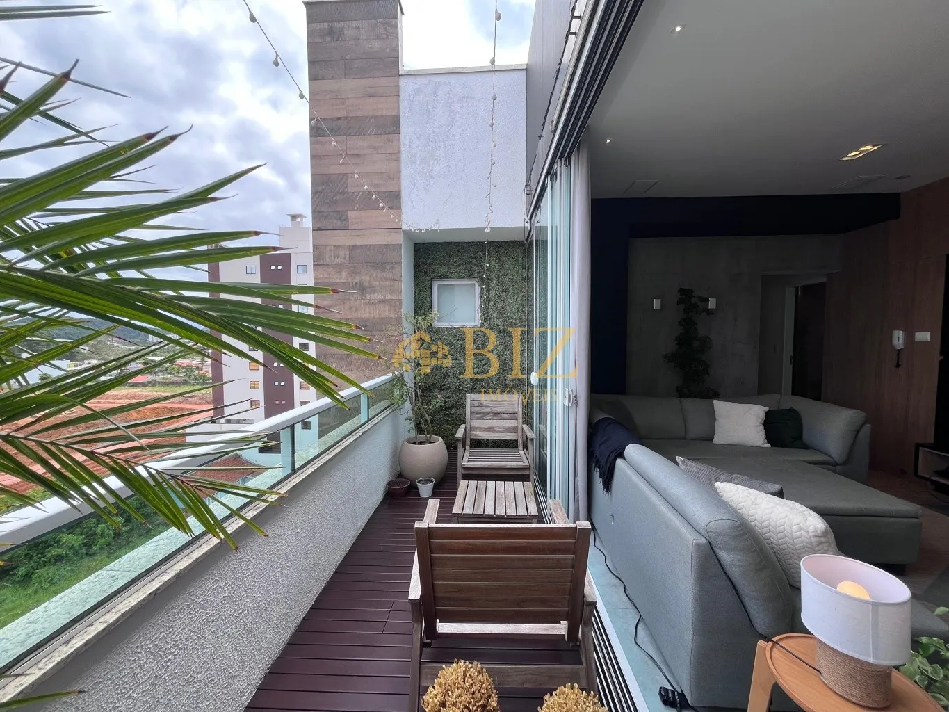 Cobertura plana FINAMENTE MOBILIADA (Porteira Fechada) em Camboriú, contendo 2 suítes (1 master) e 125m privativos! — foto 6