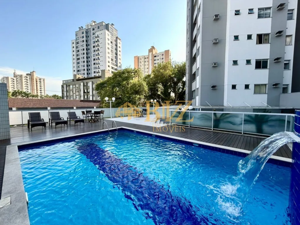 Apartamento semimobiliado com 2 quartos (sendo 1 suíte), em prédio com infra de lazer completa no Bairro Victor Konder! - foto 1