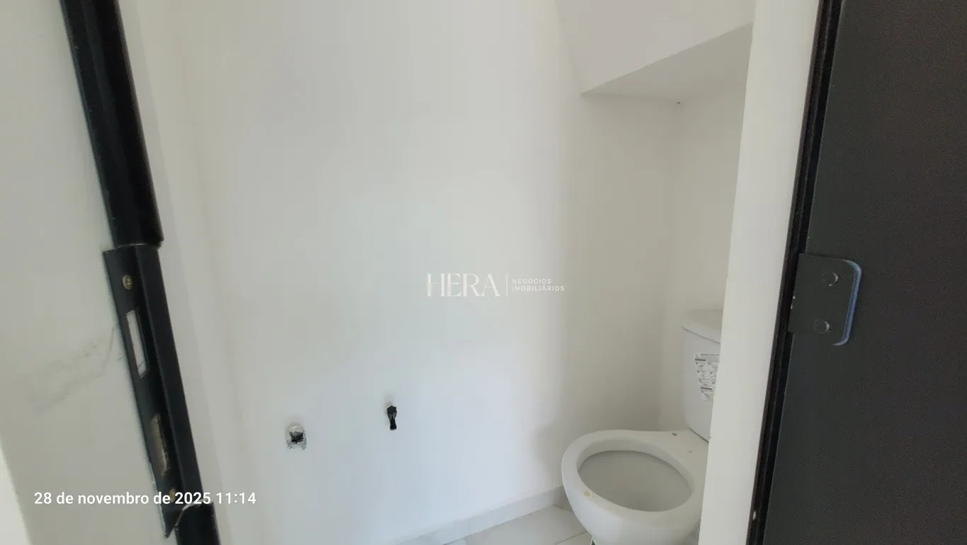 Veja esse sobrado de 2 suítes no bairro Água Verde que a Hera Negócios vem lhe apresentar! — foto 4