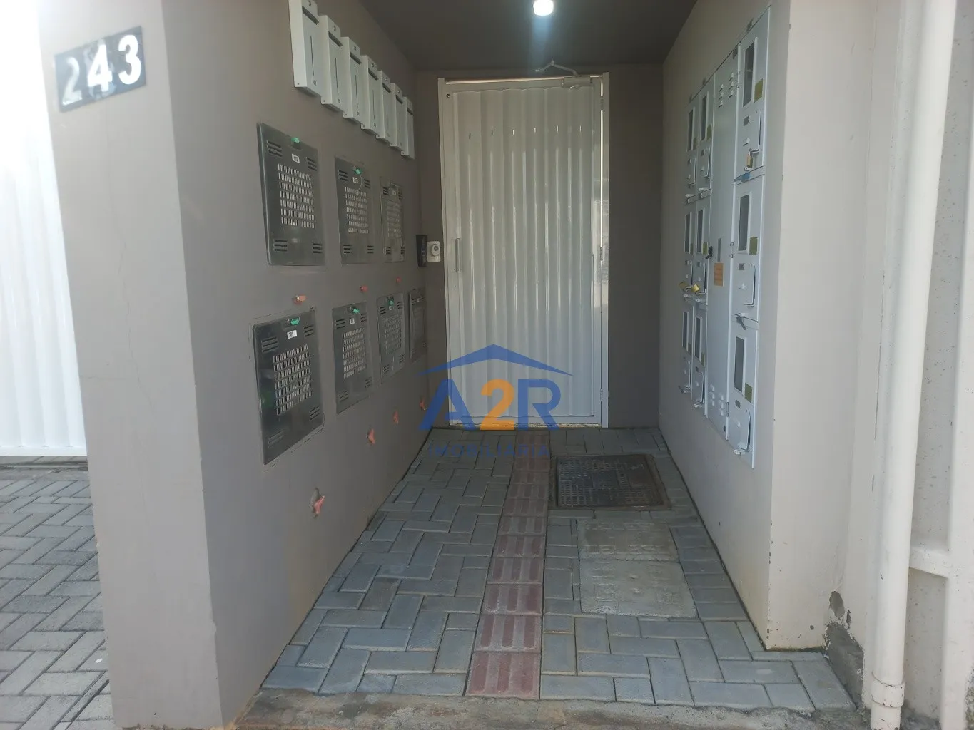 Belíssimo Apartamento no Bairro Carijós - Com Vaga Coberta — foto 2