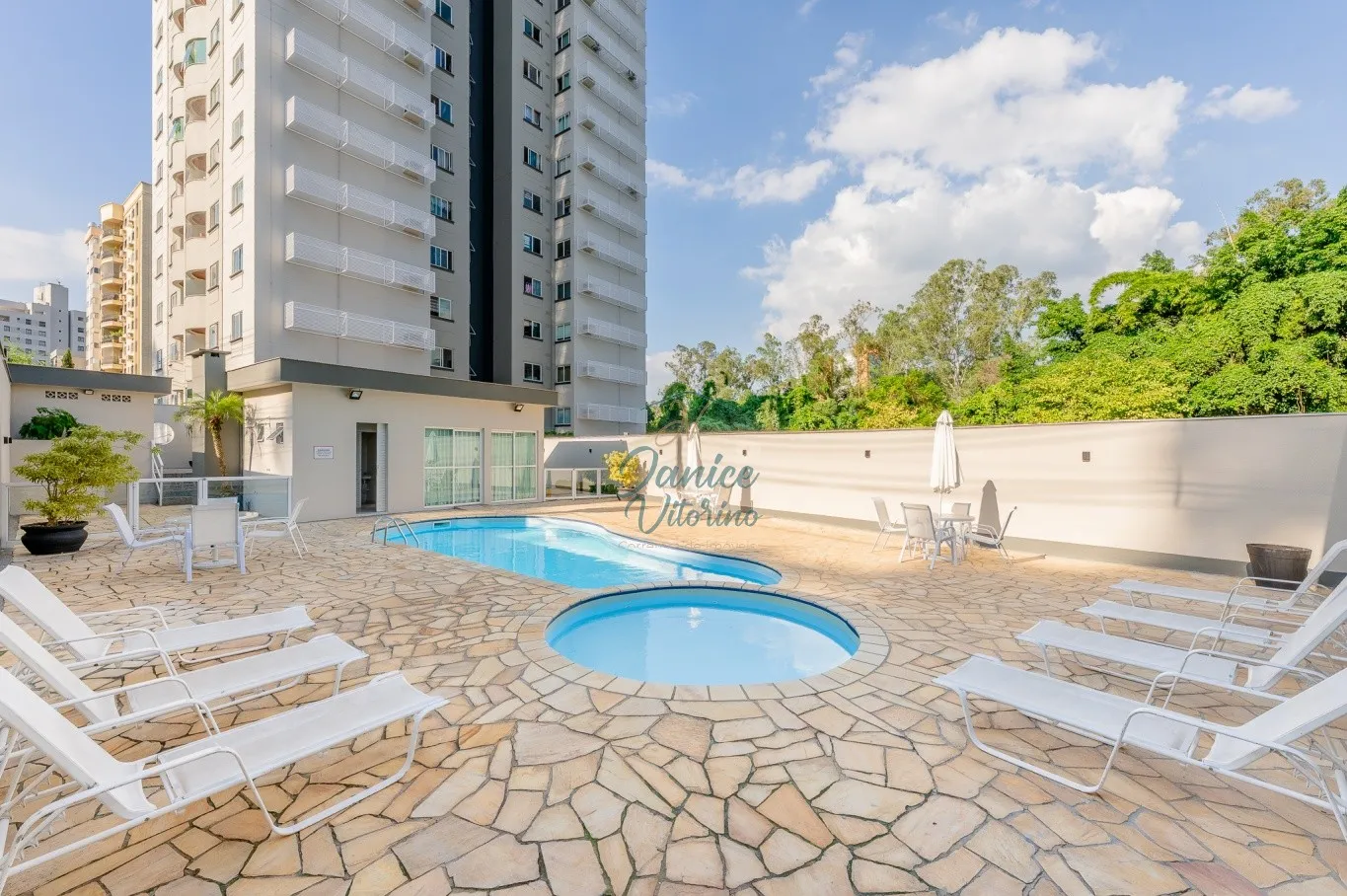 APARTAMENTO NA REGIÃO DA ALAMEDA RIO BRANCO - Região Central de Blumenau — foto 4