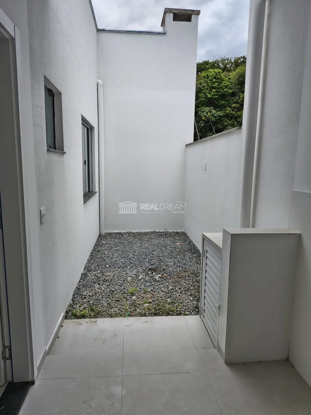 Casa geminada com 1 suíte e + 1 dormitório — foto 4