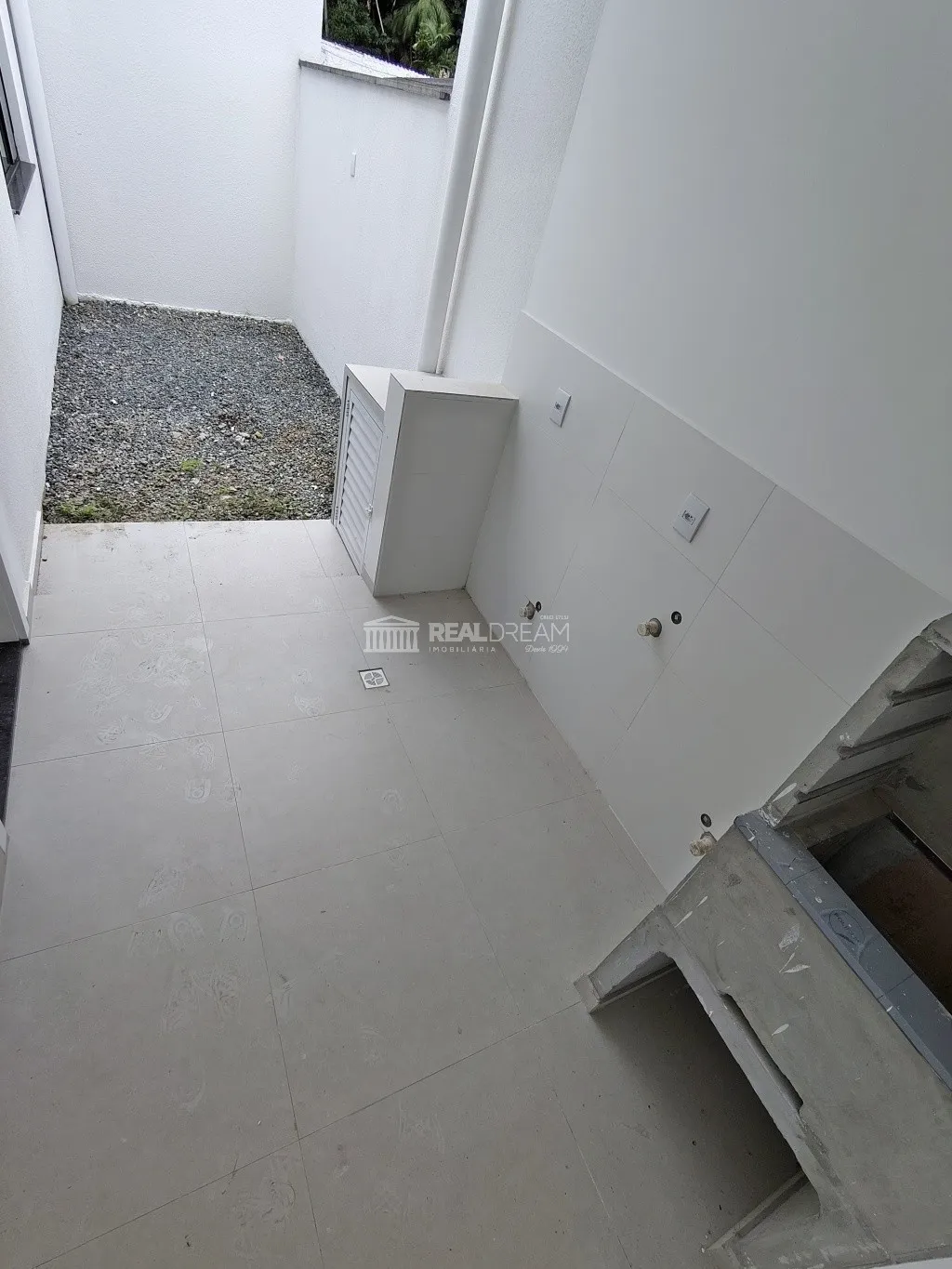 Casa geminada com 1 suíte e + 1 dormitório — foto 6