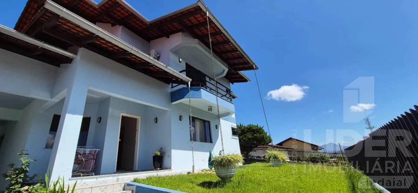 Casa no bairro Escola Agrícola com 327,23m de área construída com 1 suíte + 3 dormitórios — foto 4