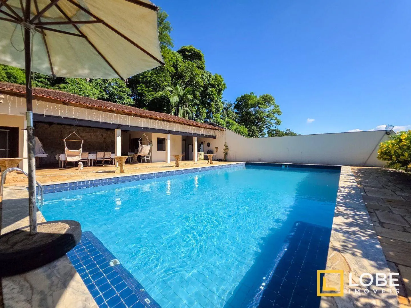 Excelente oportunidade para quem busca espaço, conforto e contato com a natureza, sem abrir mão da praticidade urbana. - foto 1