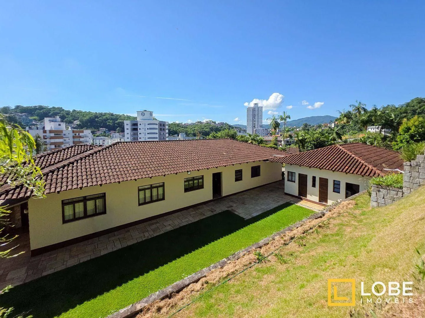Excelente oportunidade para quem busca espaço, conforto e contato com a natureza, sem abrir mão da praticidade urbana. — foto 6