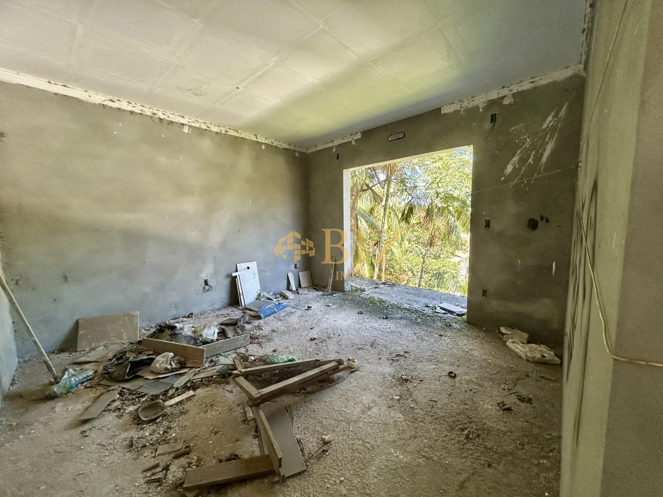 Terreno de 1.395m com 3 casas, sendo 1 em alvenaria (faltam acabamentos), 1 mista e 1 de madeira! — foto 7