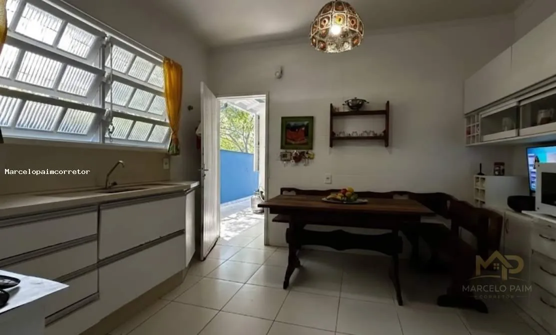 Casa para Venda em Florianópolis, Santa Mônica, 7 dormitórios, 2 suítes, 5 banheiros, 4 vagas — foto 2