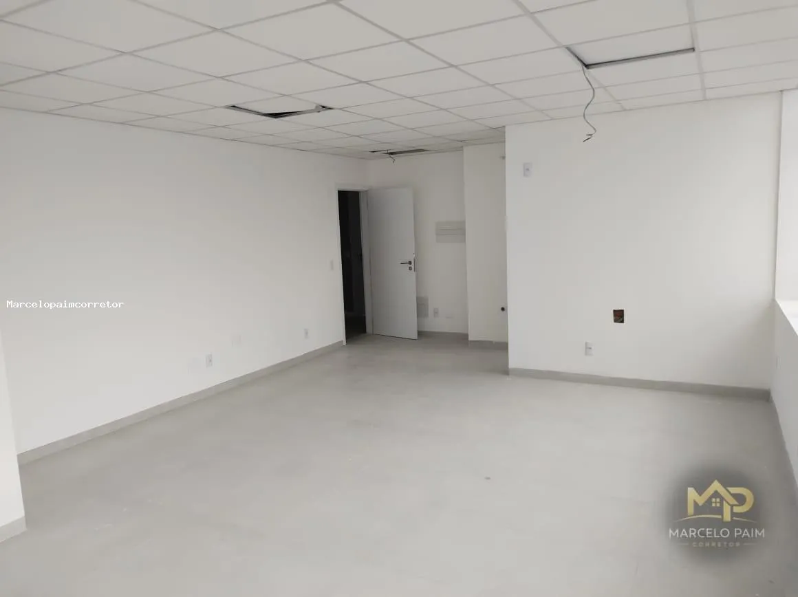 Sala Comercial para Venda em Florianópolis, Centro, 1 banheiro — foto 3