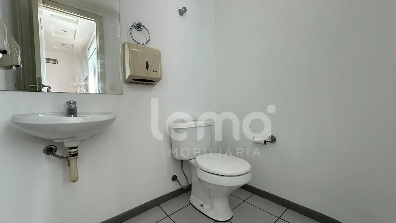 Sala comercial no bairro Garcia em Blumenau. — foto 5