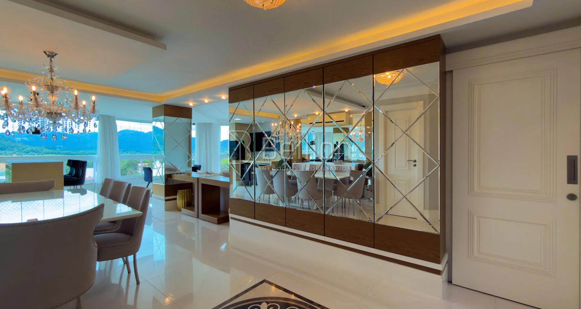Apartamento mobiliado com 3 suítes no Centro de Timbó — foto 3