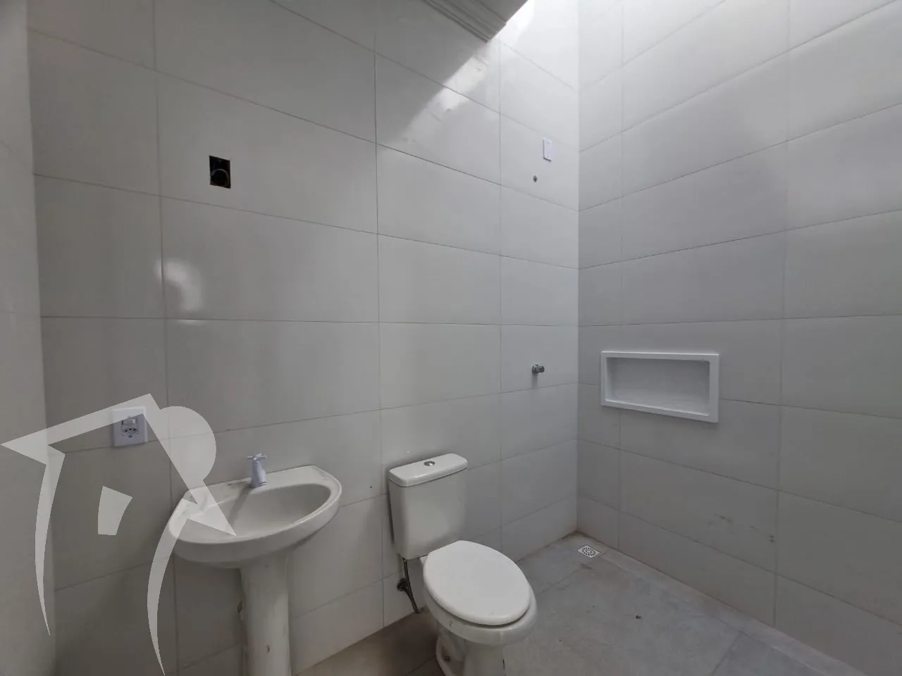 Casa Moderna com Suíte, Terreno Amplo e Espaço para Lazer em Indaial — foto 7