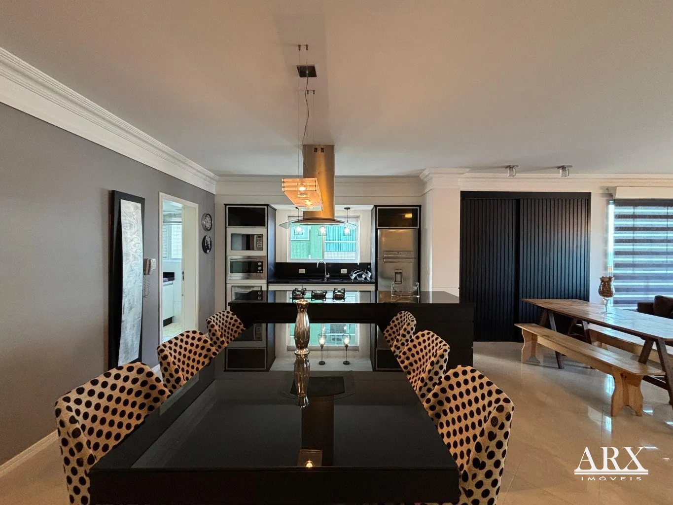 Apartamento com Vista Mar à Venda na Rua 3900 - Balneário Camboriú — foto 5