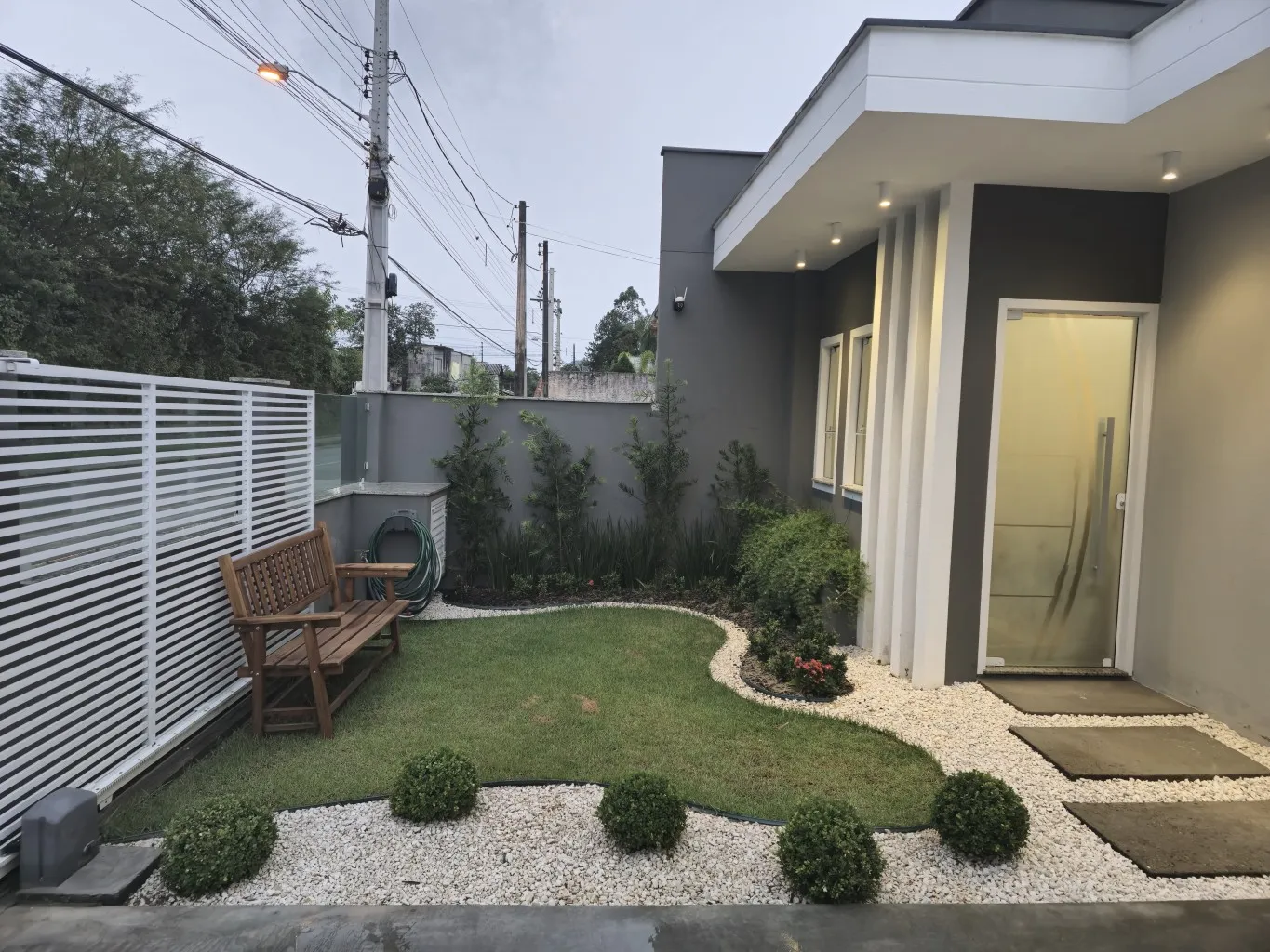 Casa térrea com 3 dormitórios, jardim e fogueira externa a 3 minutos do centro de Indaial — foto 3