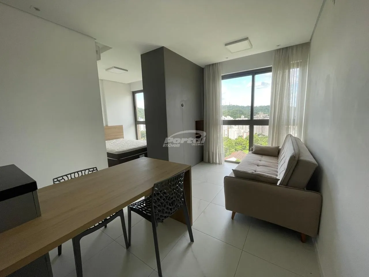 Apartamento mobiliado disponível para locação no bairro Victor Konder - Blumenau/SC - foto 1