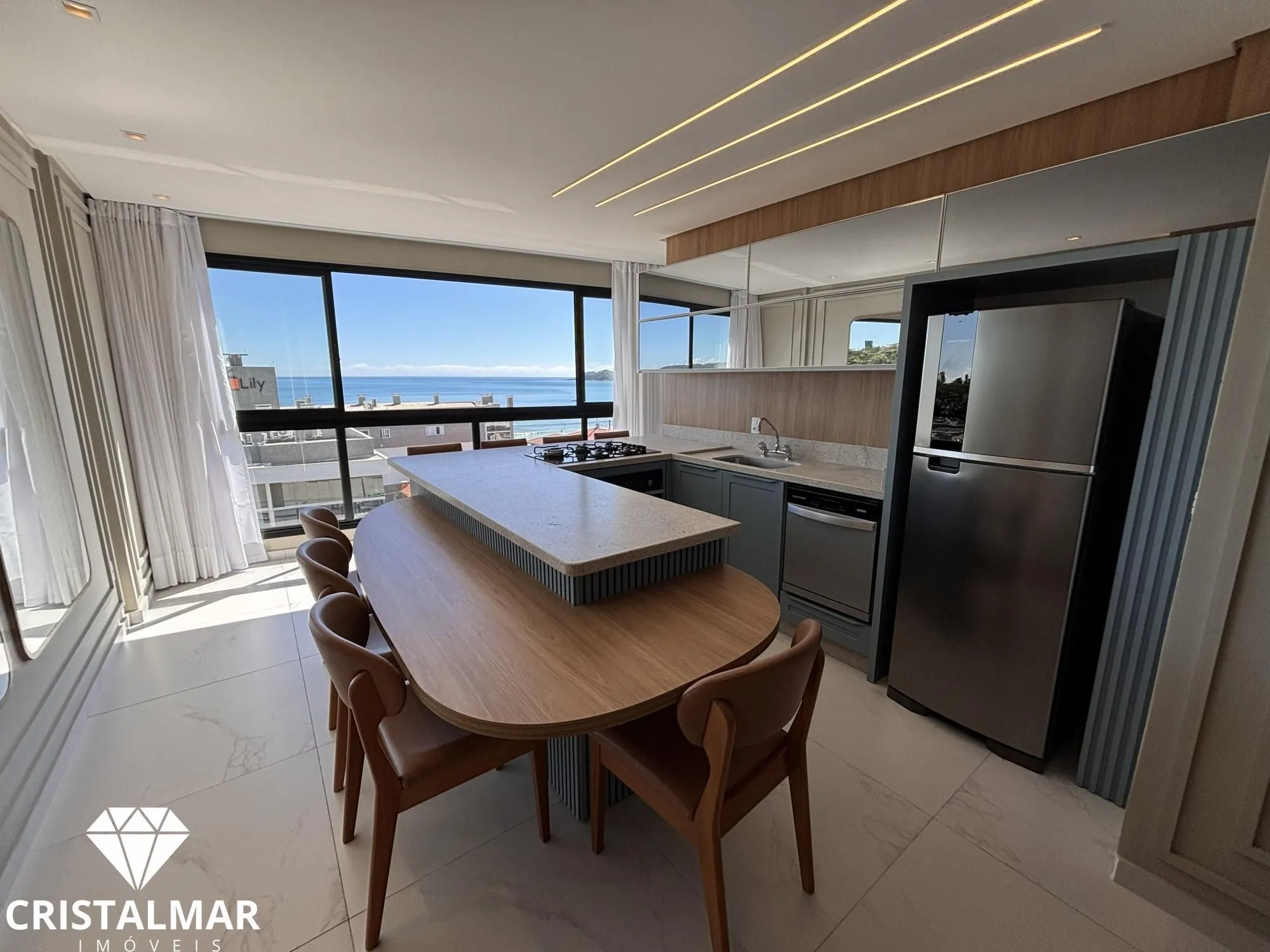 Apartamento a apenas 50 metros do mar em Bombas - foto 1