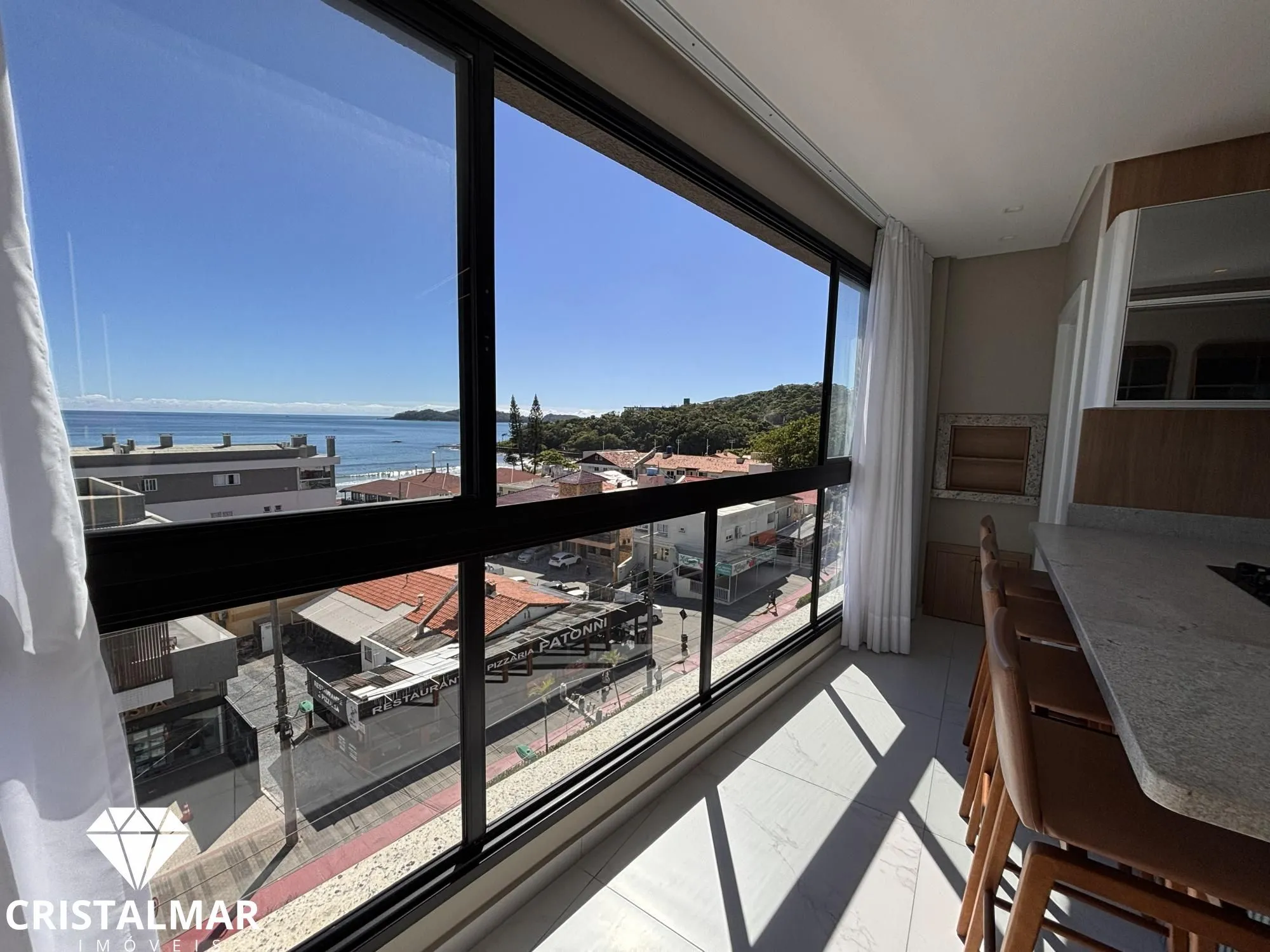 Apartamento a apenas 50 metros do mar em Bombas — foto 2